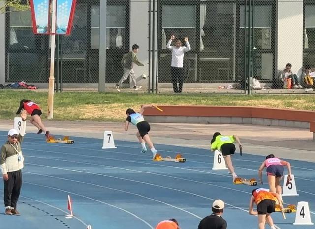 北京市育才学校通州分校运动队闪耀2025年通州区运动会(图3)