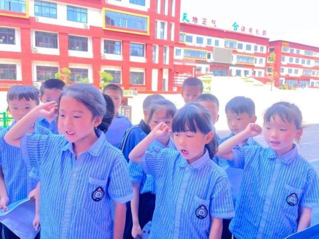 陕西合阳县天合园小学：牢记党的教导 争做强国少年(图3)